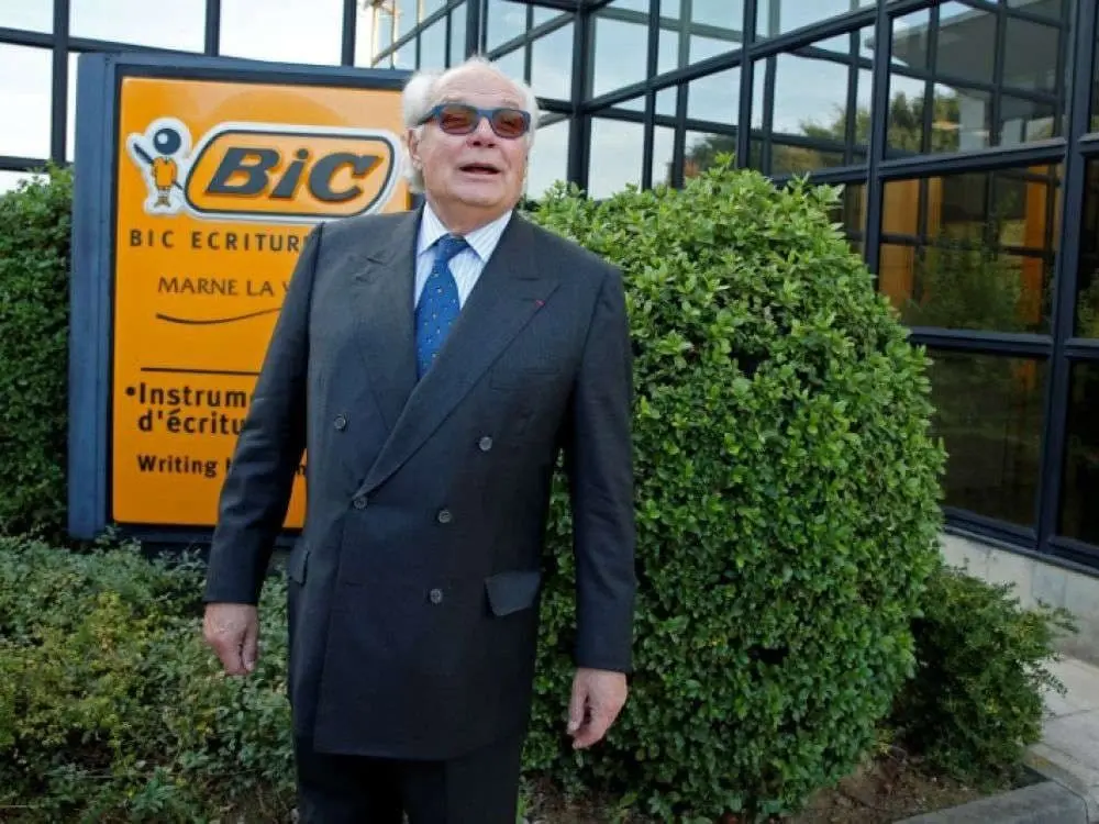 مدیرعامل+بیک