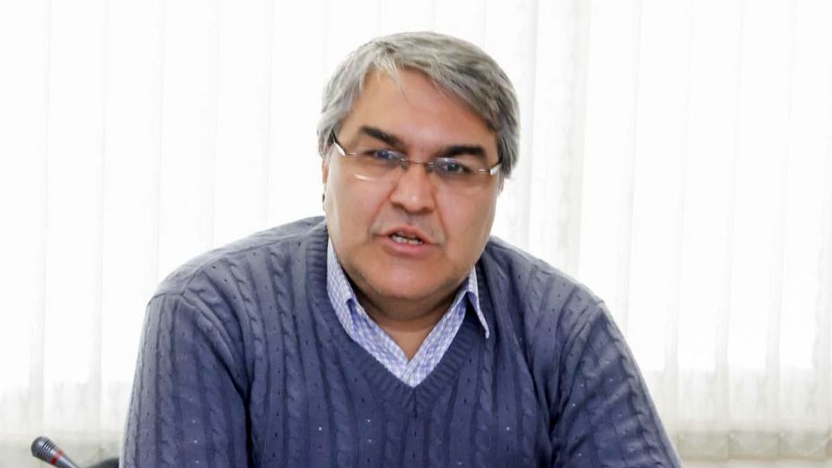 کاکایی-استاد -اقتصاد