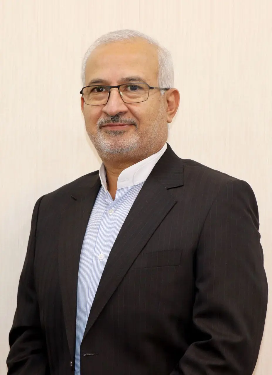 علی-فرهادی-نمایشگاه-شیراز