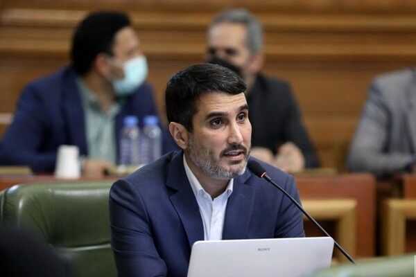 شهرداری از لجبازی پرهیز کند