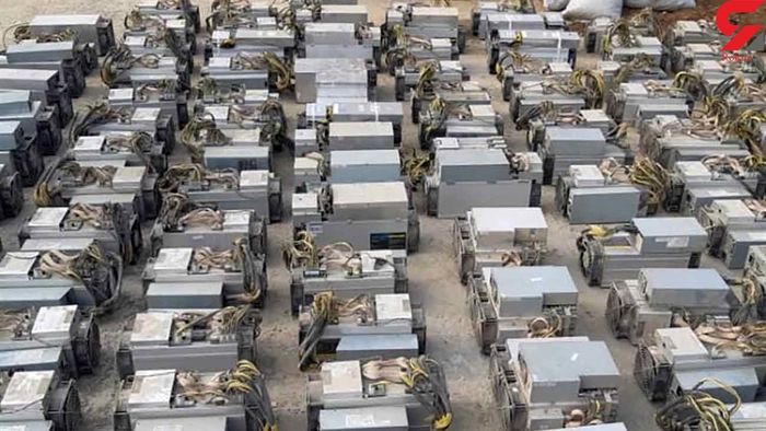 کشف مزرعه بیت کوین در چیتگر تهران