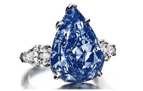 این الماس نایاب ۱۷ میلیارد تومان می ارزد + تصاویر