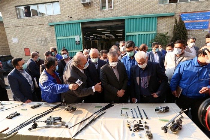 افتتاح خط تولید برف پاک کن خودروی تارا