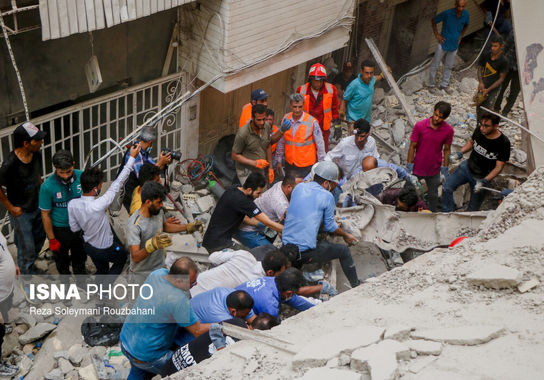 متروپل-حادثه-ریزش (21)