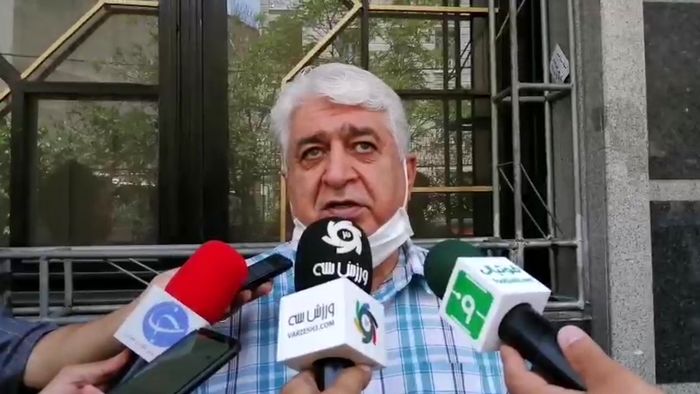 حمله بی سابقه به مربی تیم ملی / از مردم عذرخواهی کنید