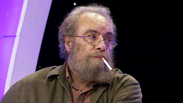 فراستی: منتظر خبر مرگ من هستید؟ من زنده ام!